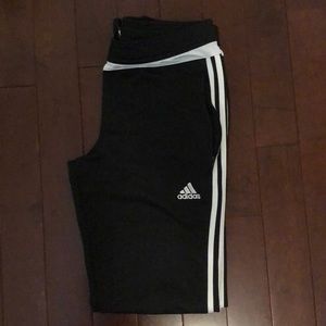 Adidas workout joggers/sweatpants/ track pants with zippered ankles size medium